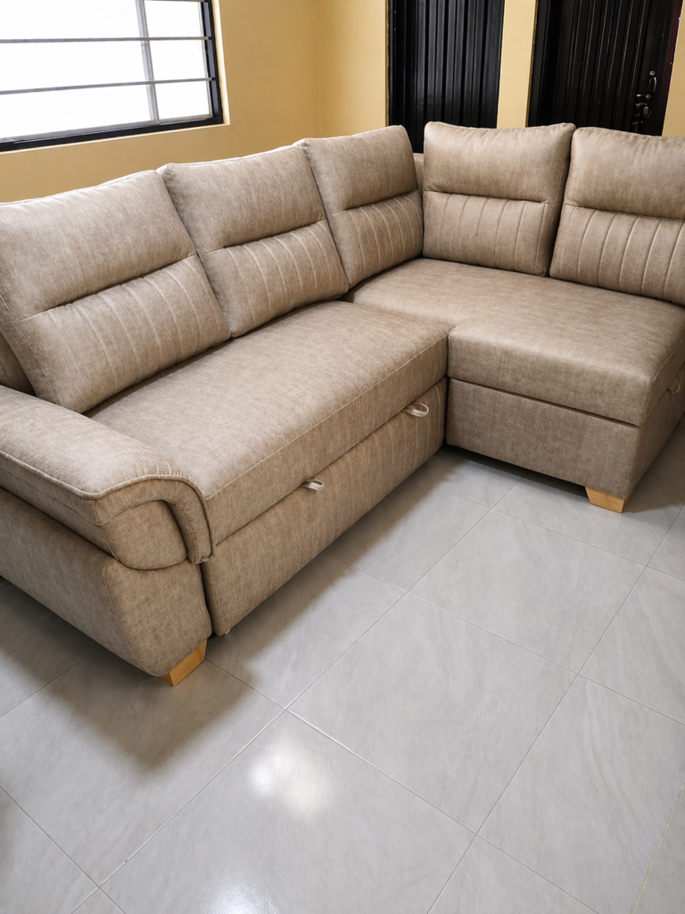 Sala tapizada personalizada.